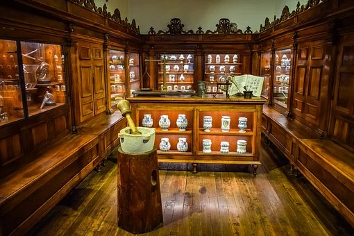 Historia de la farmacia